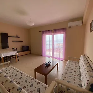 L.t. 5th Street Apartamento Sarandë